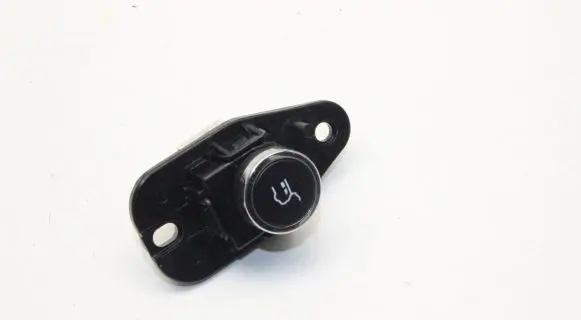 Jeep Cherokee Tailgate/boot open switch button 68164105AA