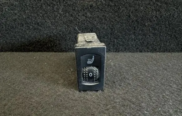 Volkswagen PASSAT B5.5 Seat heating switch 3B0963563C