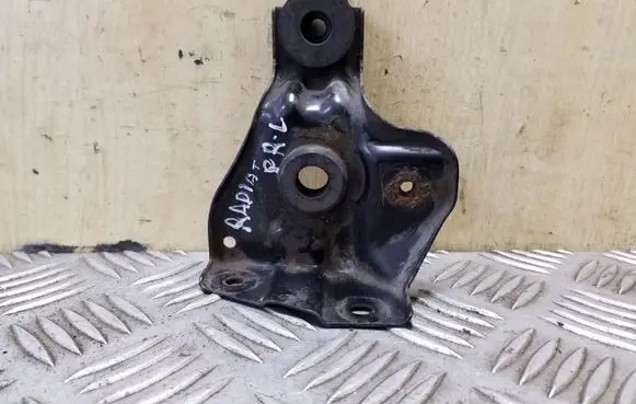 Honda Civic Radiator mount bracket