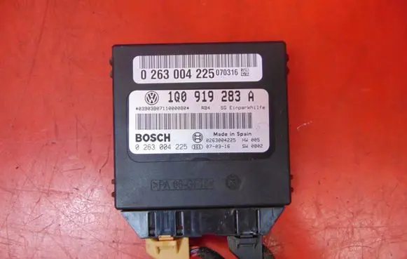 Volkswagen Eos Parking PDC control unit/module 1Q0919283A 0263004225