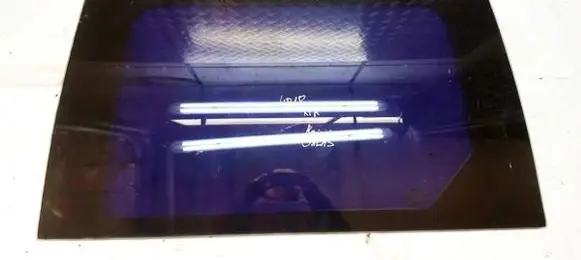 KIA Carnival Rear door window glass