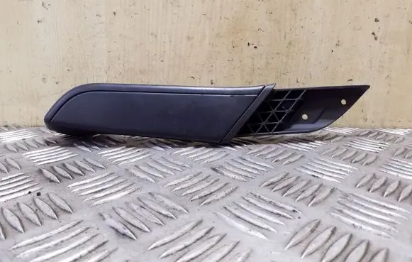 Volkswagen PASSAT B7 Front door interior handle trim 3AA867172 3AA867180