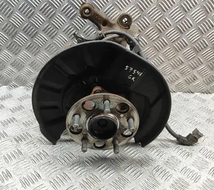 Toyota Camry VIII XV70 Rear wheel hub 4230533050