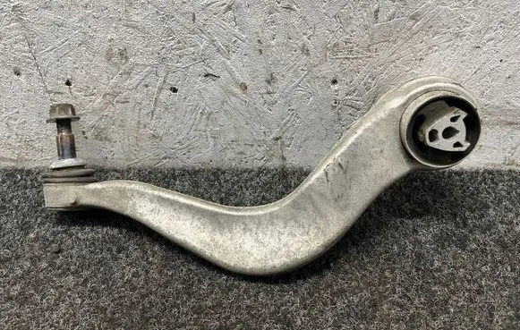 BMW i5 G60 Front lower control arm/wishbone EN608276