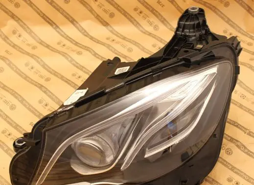 Mercedes-Benz E W213 Headlight/headlamp A2139067506KZ