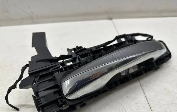 Mercedes-Benz CLA C118 X118 Front door exterior handle A0997602102