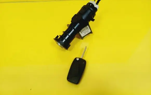 Fiat Panda II Ignition lock 