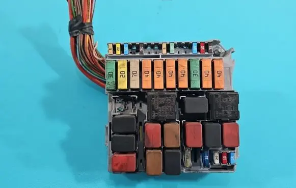 Iveco Daily 6th gen Fuse box set 51905216 IMPRK1412205