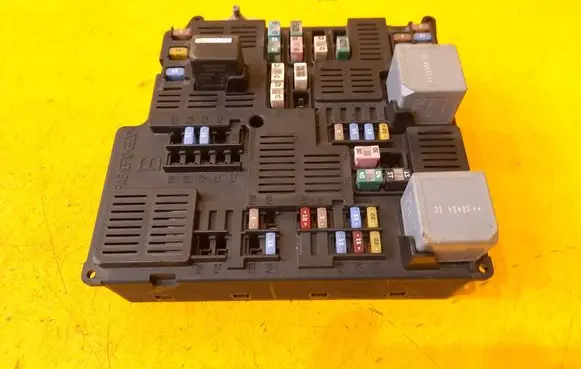 Volvo V60 Fuse box set 31473771