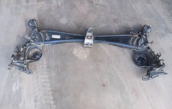Renault Espace V (RFC) Rear axle beam 555013092R 555019495R 551115750R