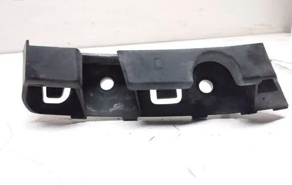Peugeot 508 Front bumper mounting bracket 9686570480