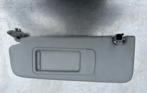 BMW 3 E90 E91 Sun visor