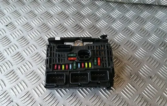 Peugeot 407 BSM Control unit 9656086080 BSML0100 S118983001J