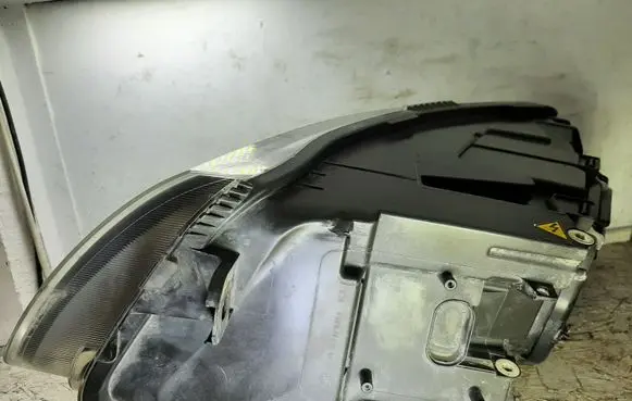 Audi A6 S6 C6 4F Headlight/headlamp 160136
