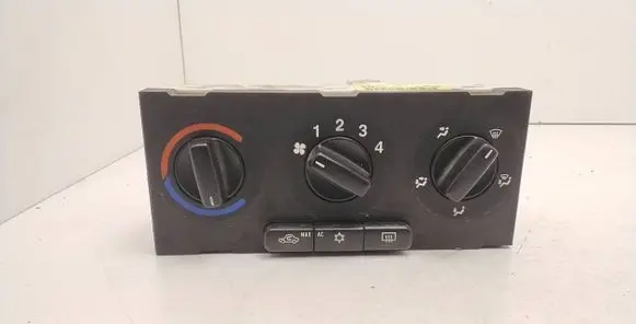 Opel Zafira A Climate control unit 90673
