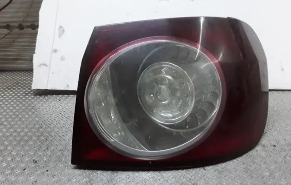 Volkswagen Golf Plus Rear/tail lights 5M0945096L