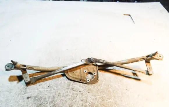 Audi A6 S6 C5 4B Front wiper linkage 4B1955325
