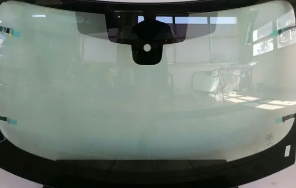 Jaguar F-Pace Front windscreen/windshield window 00000000000000381