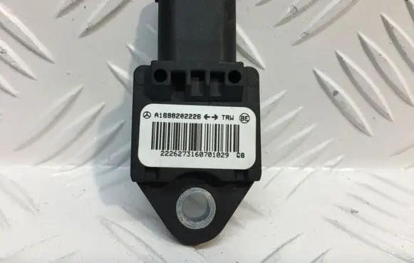 Mercedes-Benz B W245 Airbag deployment crash/impact sensor A1698202226
