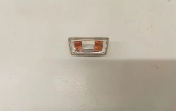 Opel Insignia A Front fender indicator light 13252455