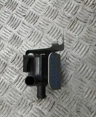 Porsche Macan (95B) Electric auxiliary coolant/water pump