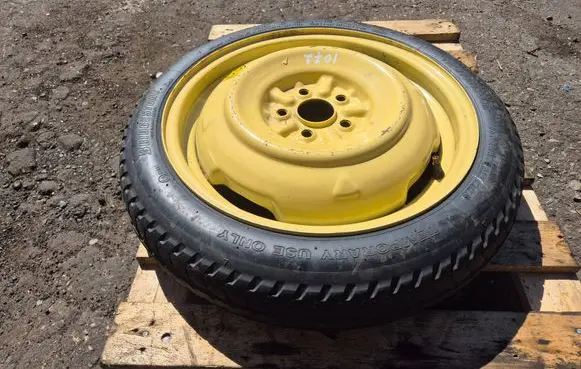 Toyota Prius (NHW20) R16 spare wheel 