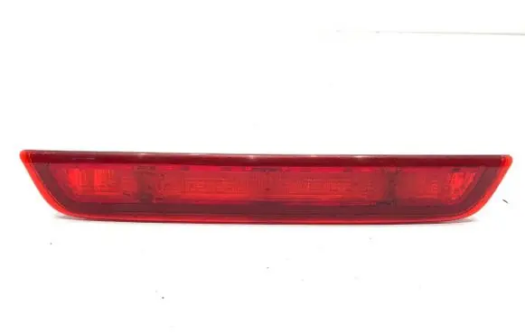 Toyota Yaris Third/center stoplight 