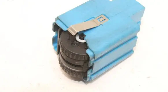 Volkswagen Tiguan Headlight level height control switch 5N0941333