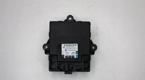 Mercedes-Benz A W169 Central body control module A1699000100