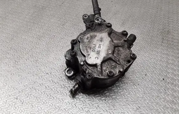 Volkswagen PASSAT B5.5 Vacuum pump 038145209C