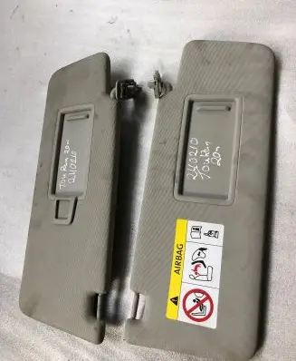Volkswagen Touran III Sun visor