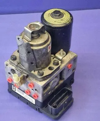 Toyota Prius (XW20) ABS Pump 4451047050