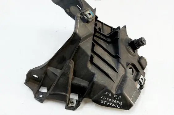 BMW X6 F16 Fender mounting bracket 72944544