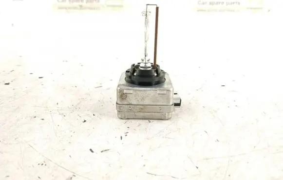 Audi A4 S4 B7 8E 8H Xenon bulb D1S 35W