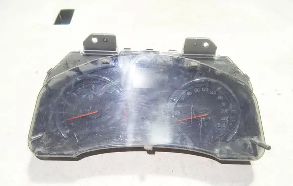 Toyota Avensis T270 Speedometer (instrument cluster) 8380005K20