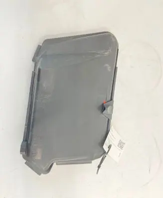 Mercedes-Benz E W211 Fuse box cover A2115400182