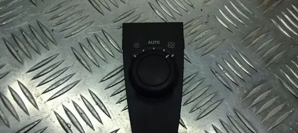 Citroen C4 I Picasso Interior fan control switch 9659796877