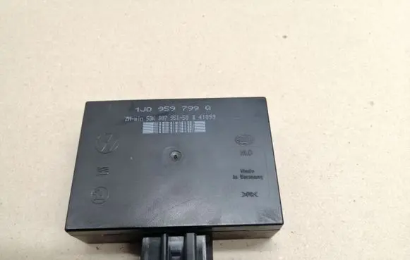 Volkswagen Golf IV Comfort/convenience module 1J0959799Q