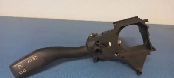 Audi A4 S4 B8 8K Indicator stalk 8E0953513A