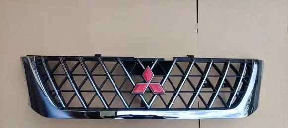 Mitsubishi L200 Front grill MR523853