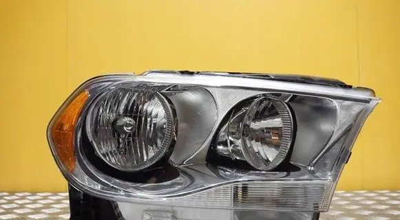 Dodge Durango Headlight/headlamp 55079366AC 112