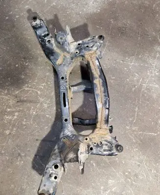 Nissan X-Trail T32 Rear subframe 