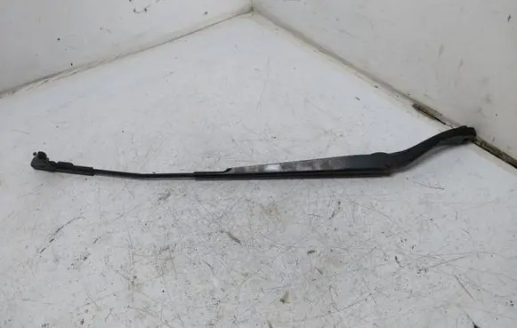 Mazda 3 I Front wiper blade arm
