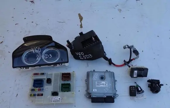 Volvo V60 Engine control unit/module ECU