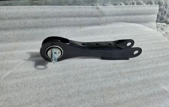 Ford Mach-E I Rear control arm LJ9C-5B927-AC