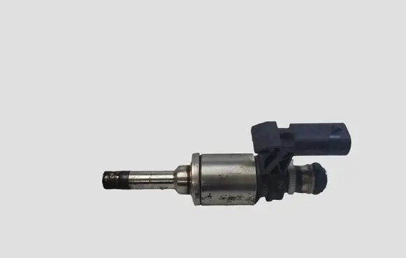Skoda Superb B8 (3V) Fuel injector 0261500477