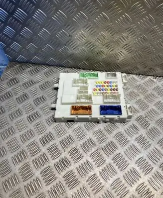 Ford Focus Fuse box set F1FT14014DFA