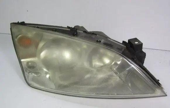 Ford Mondeo Mk III Headlight/headlamp 1S7113005AK