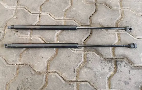Hyundai Getz Tailgate/trunk strut/damper 817701C001 145064729 8427RJ0370N