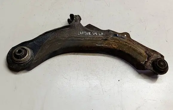Renault Captur Front control arm AWF652AW4784